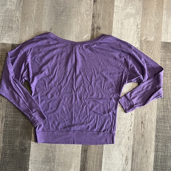 VICTORIA'S SECRET PINK Light Purple Stretchy Long Sleeve Sleep Pajama Shirt Tee - Picture 5 of 5